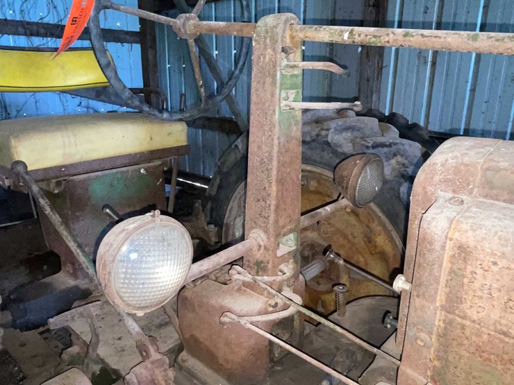 john-deere-b-image-21