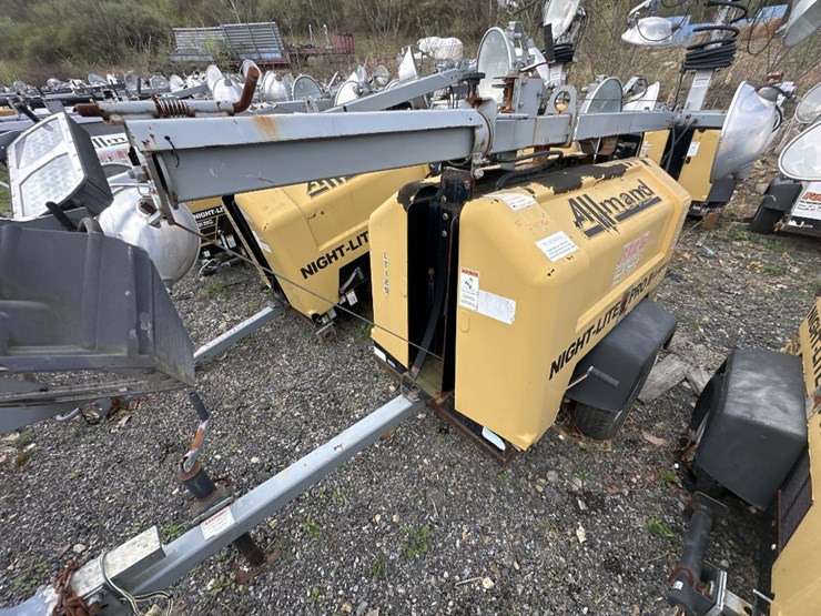 2013-caterpillar-c11-image-1