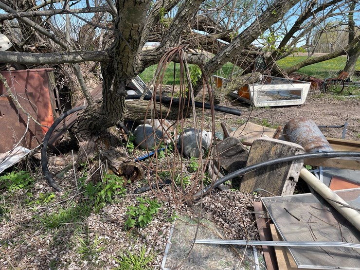#5599-•-misc.-scrap-metal-&-more-image-22