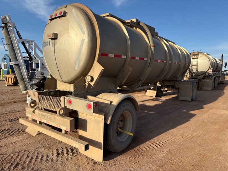 2012-brenner-tank-pup-trailer-image-3