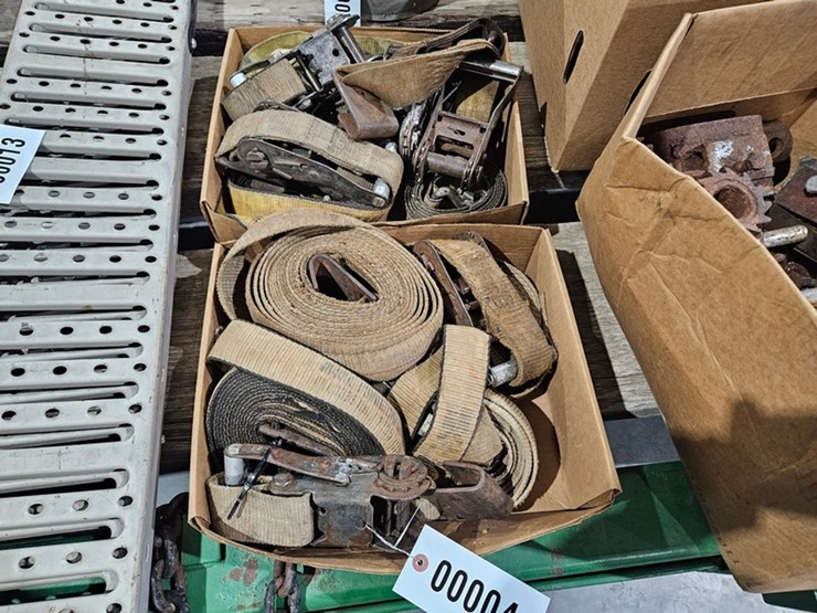 #4-•-2-boxes-heavy-duty-ratchet-straps-image-2