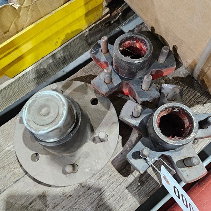 #46 • 3 Wheel Hubs