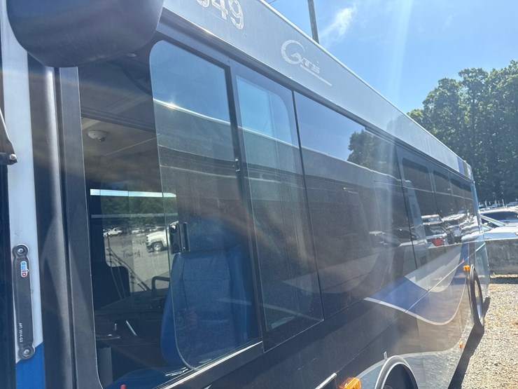 2007-gillig-low-floor-image-7
