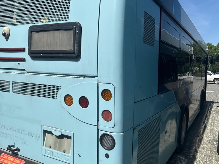 2012-gillig-low-floor-image-19