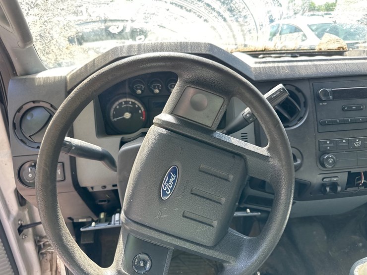 2016-ford-f250-image-40