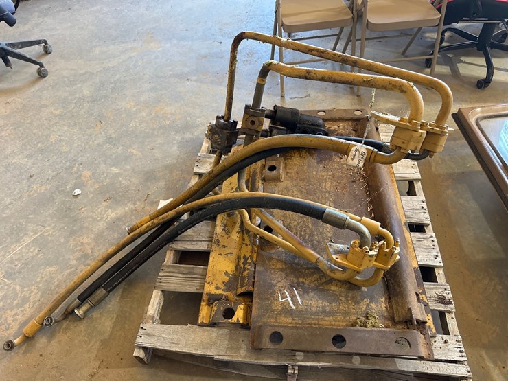 caterpillar-973-image-1