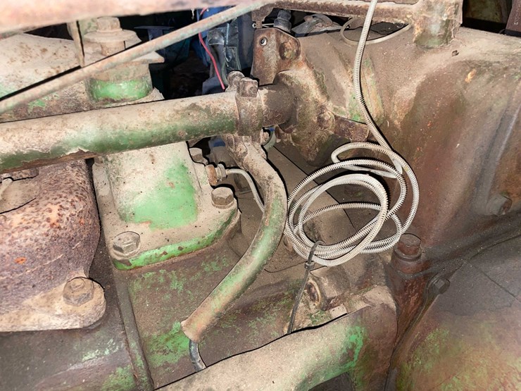 john-deere-b-image-42