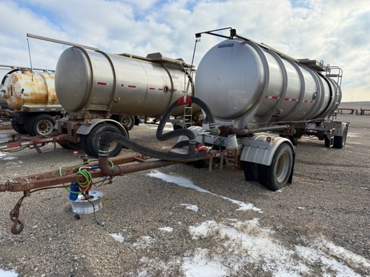 2011-brenner-tank-pup-trailer-image-1