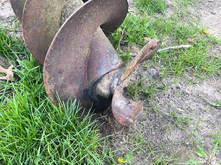 #5611-•-post-hole-digger-image-3