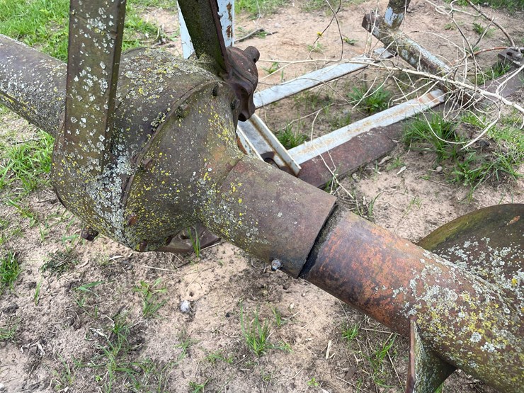 #5611-•-post-hole-digger-image-5