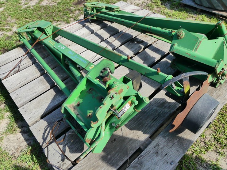 john-deere-8-image-2