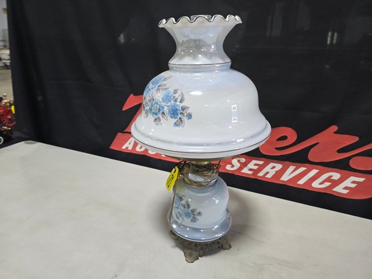 #71-•-antique-lamp-image-2