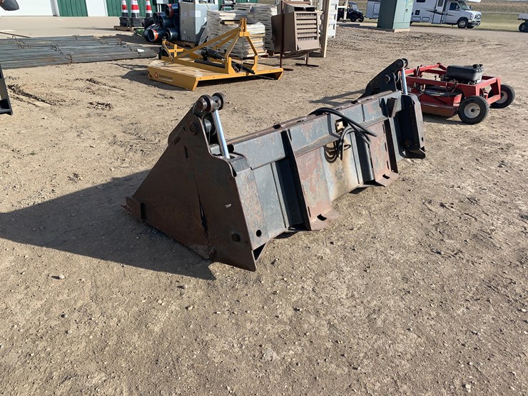 skid-steer-combo-bucket-image-7