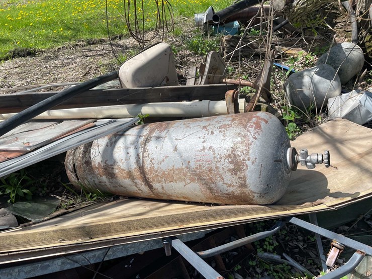 #5599-•-misc.-scrap-metal-&-more-image-14