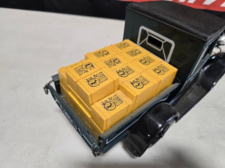 #85-•-jim-beam-1928-29-model-a-pickup-truck-decanter-image-8