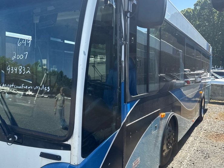 2007-gillig-low-floor-image-5