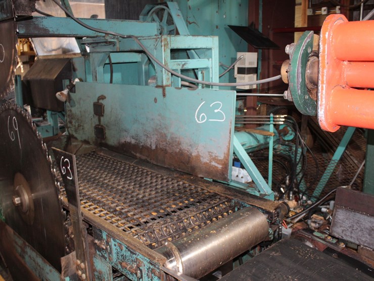 all-steel-husk-frame-w/-slat-off-bearer-w/-top-saw-image-1