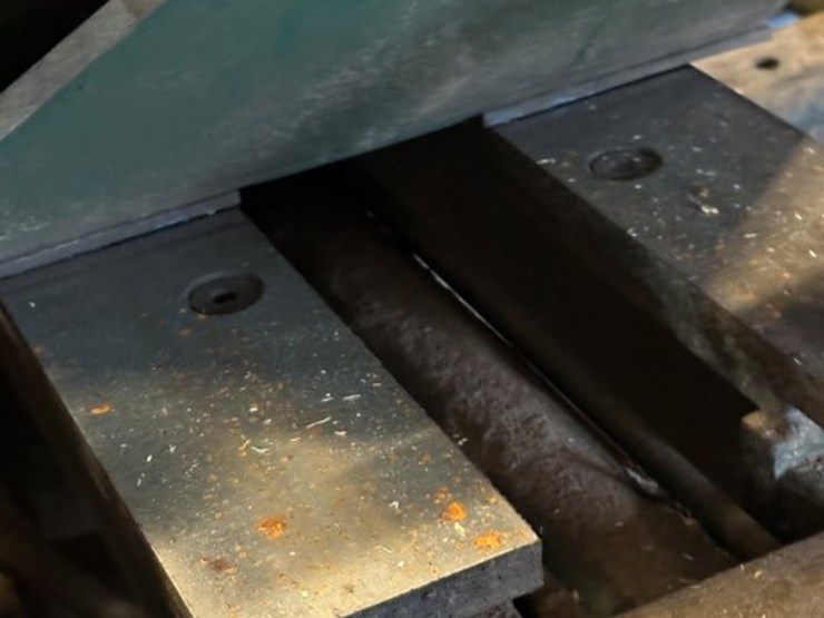 cleereman-lh-38inch-linear-positioning-2-hb-carriage-with-50ft-track,-cable-tightener-s/n-38-711-00.-image-5