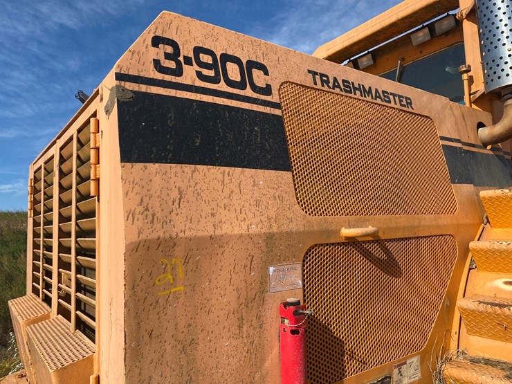 #3-•-390-rex-trash-compactor-image-75