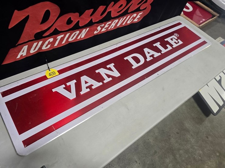#409-•-van-dale-metal-sign-image-3