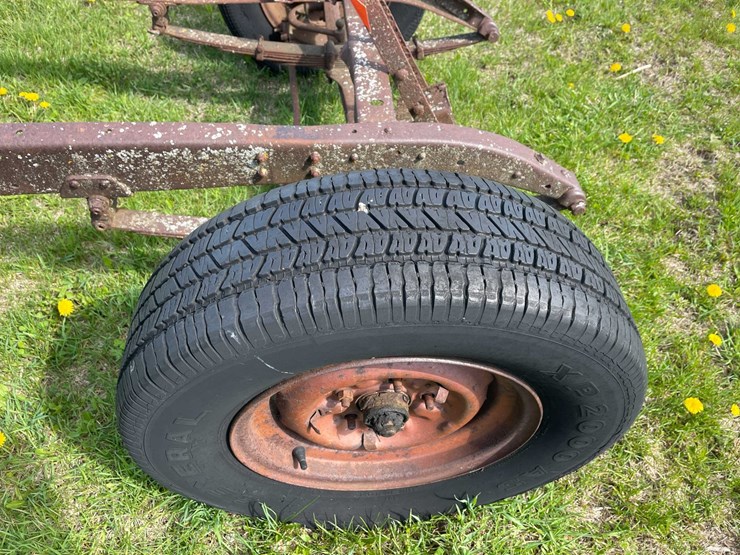#5596-•-vintage-2-axle-car-frame-image-13