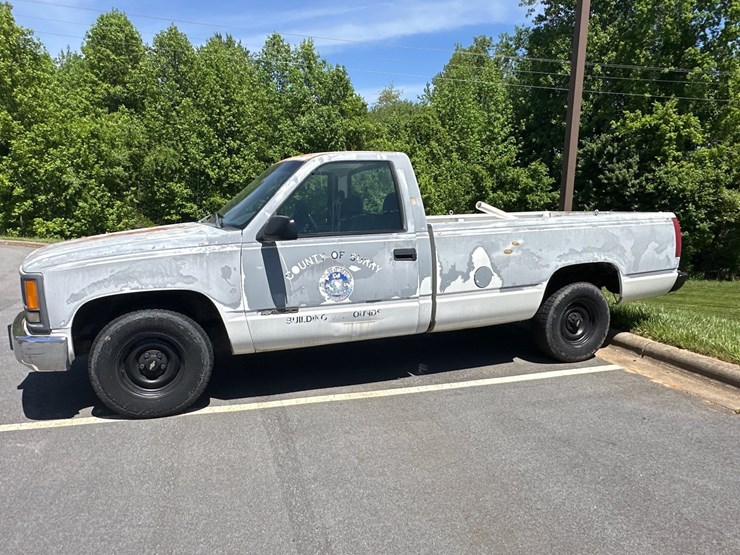 #6-•-1995-chevy-truck-image-4
