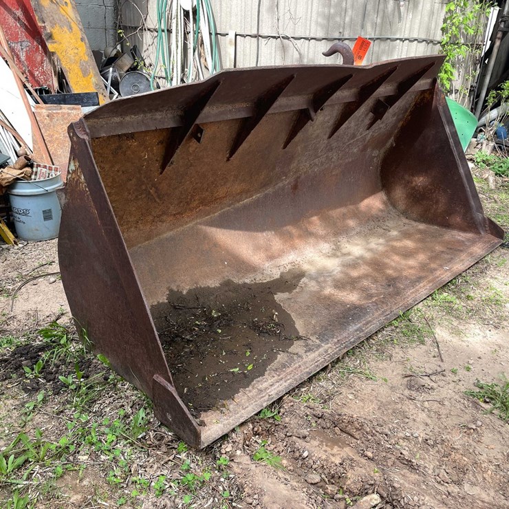 #5631 • Large Excavator Bucket