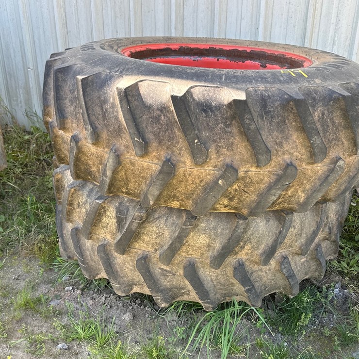#49 • TRACTOR TIRES FIRESTONE