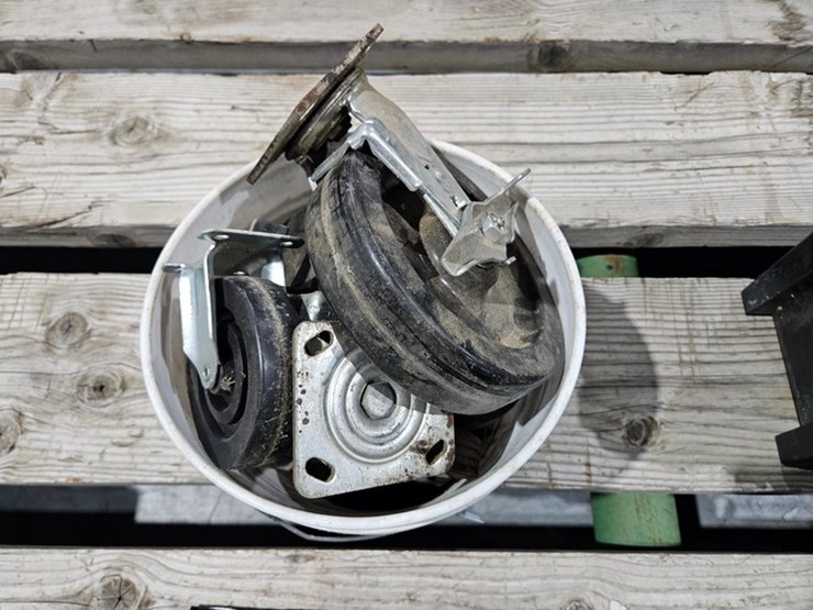 #83-•-caster-wheels-and-mower-blades-image-4
