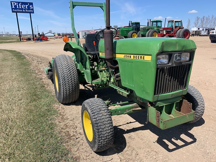 john-deere-850-image-3