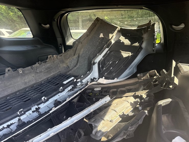 2019-ford-explorer-image-28