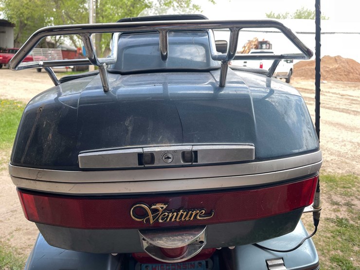 #5573-•-1987-yamaha-venture-motorcycle-image-14