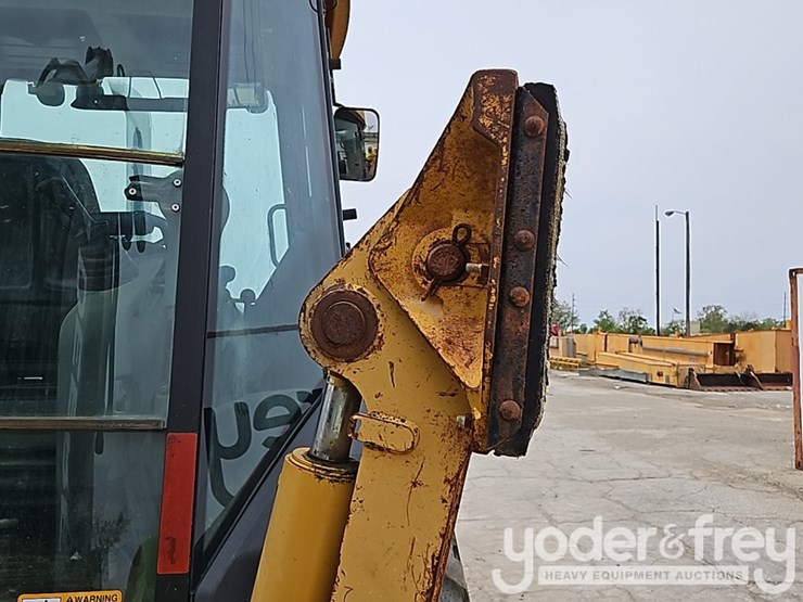 2014-deere-710k-image-21