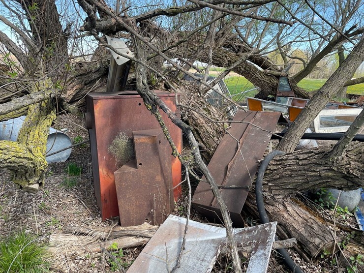 #5599-•-misc.-scrap-metal-&-more-image-24