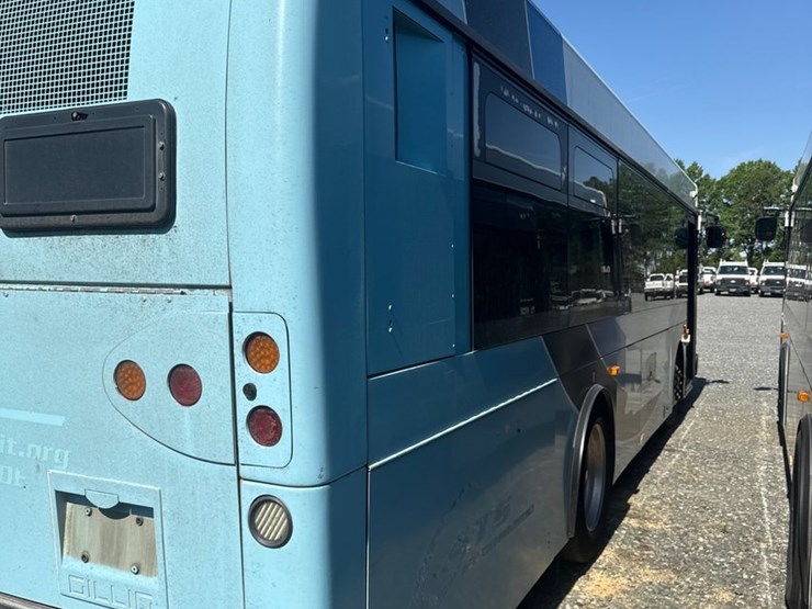 2007-gillig-low-floor-image-17