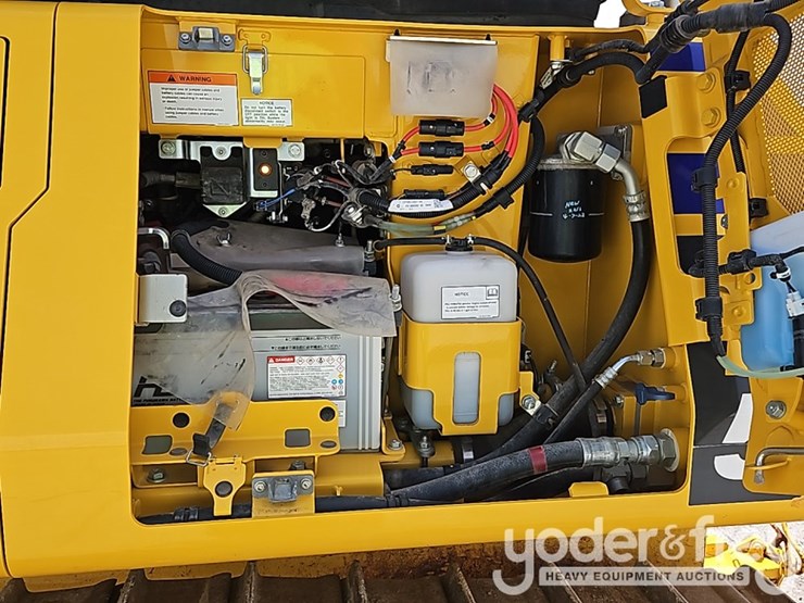 2023-komatsu-d51ex-24-image-21