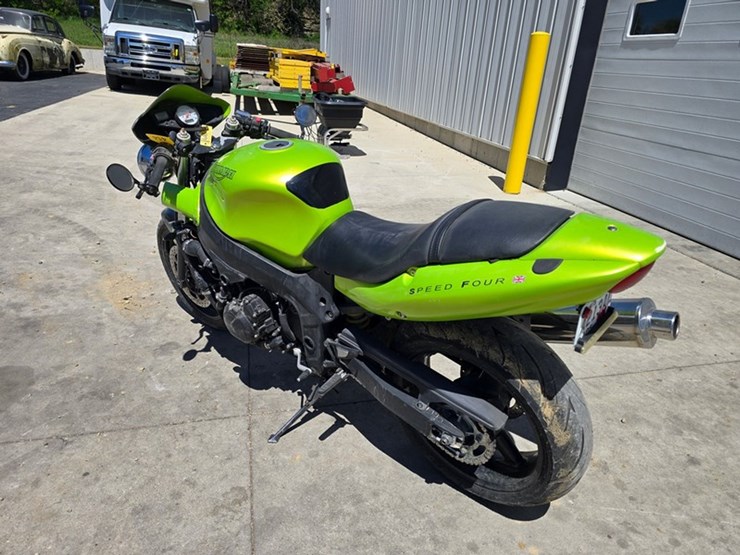 #414-•-2003-triumph-speed-4-crotch-rocket-image-3
