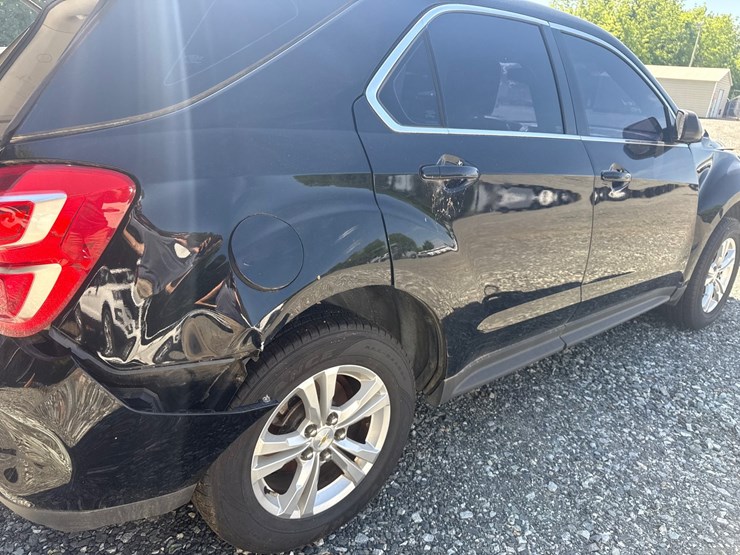 2017-chevrolet-equinox-image-19