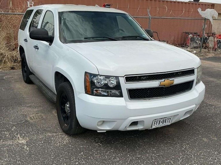 2014-chevrolet-tahoe-image-1