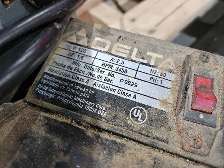 #102-•-delta-31-050-1"-belt-sander-image-7