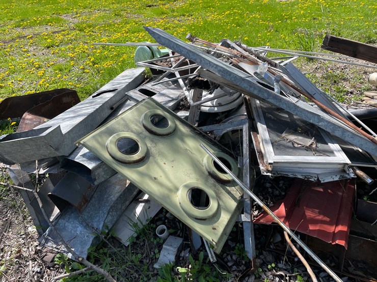 #5599-•-misc.-scrap-metal-&-more-image-16
