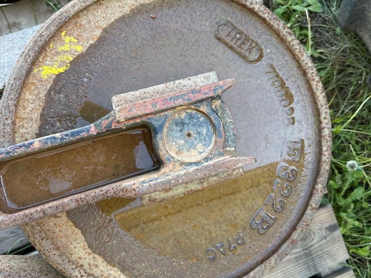 #48-•-railroad-wheels-image-7