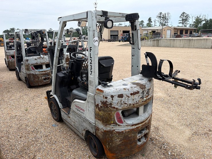 #16275-•-2015-nissan-cf50-forklift-image-4