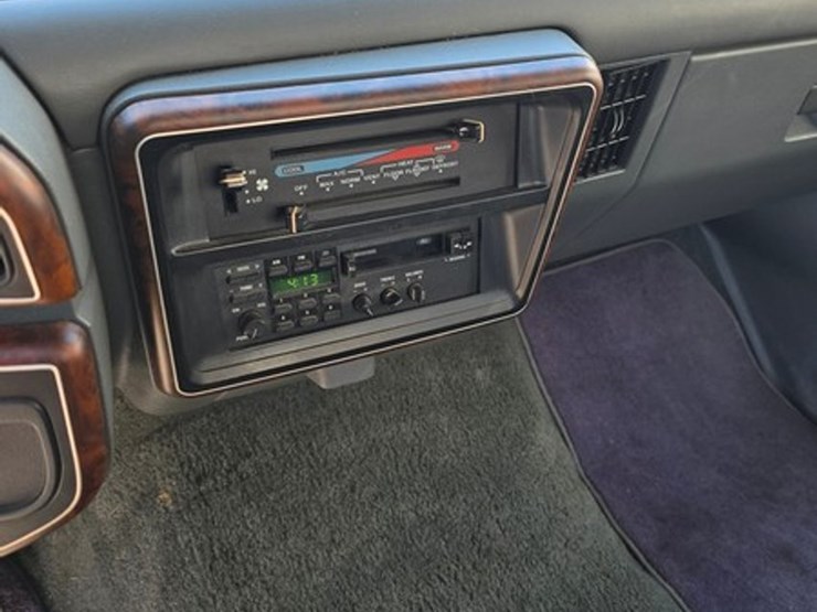 1991-ford-f150-xlt-image-23