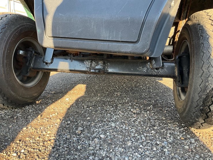 #2352-•-ezgo-shuttle-2+2-txt-4-passenger-golf-cart*-image-9