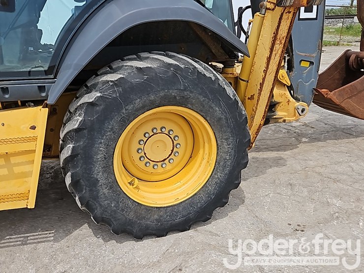2014-deere-710k-image-11