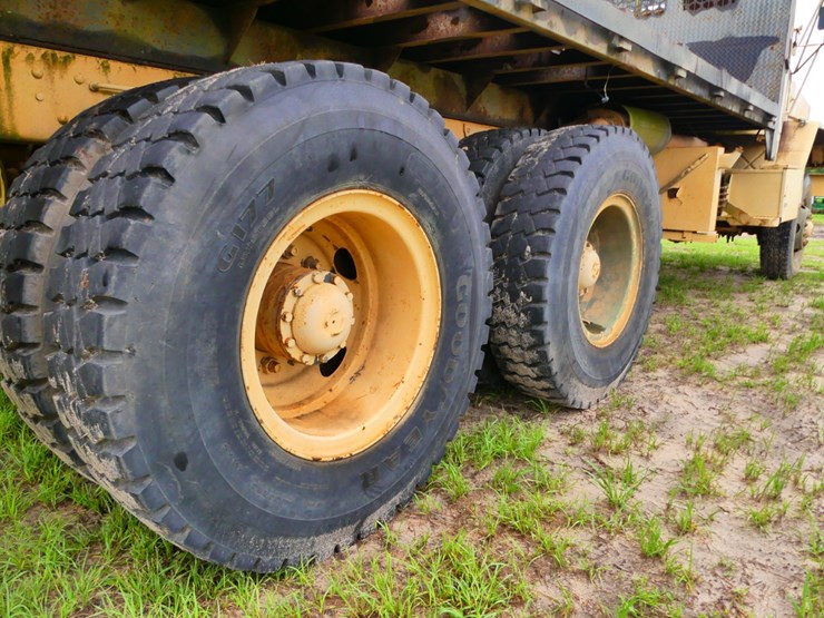 1984-amge-army-truck-image-5