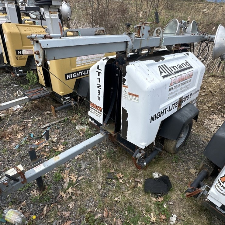 2013 CATERPILLAR C11
