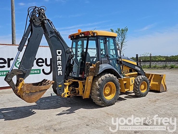 2018-deere-310sl-image-5