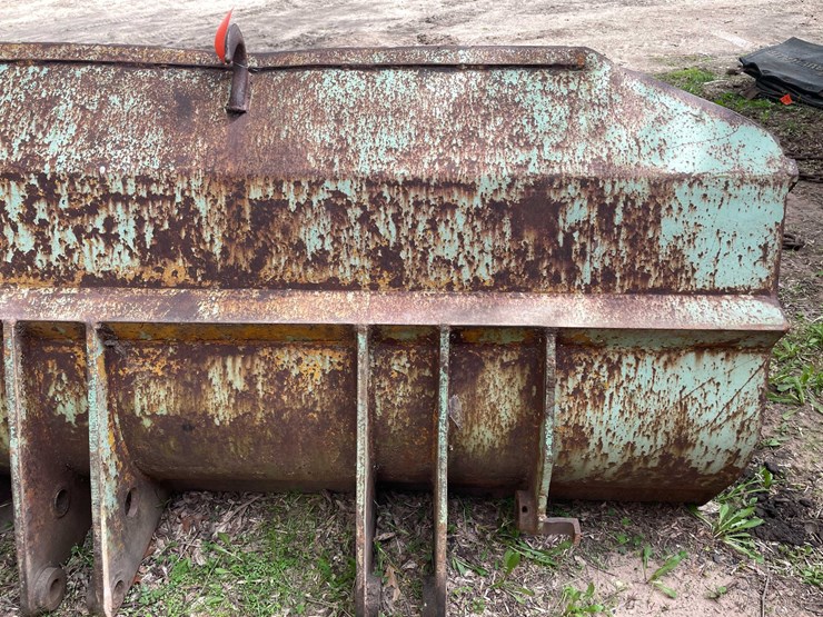 #5631-•-large-excavator-bucket-image-6